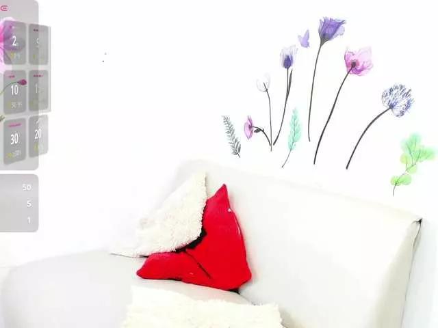 Offline michell- on BongaCams