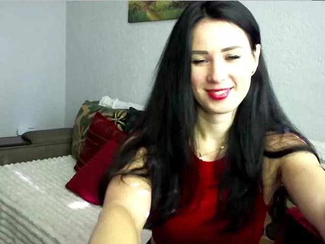 Offline MilfLunna on BongaCams