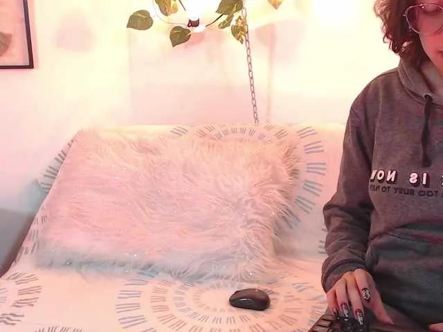 Offline Milie-yue on BongaCams