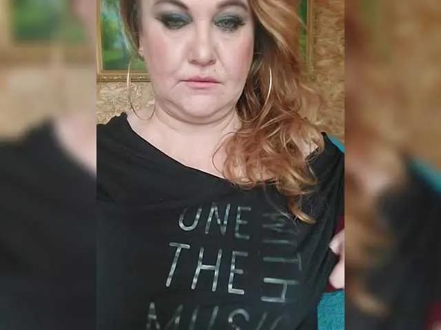 BongaCams milli1983 is Freechat milli1983 — smart and decent men who know how to appreciate a woman