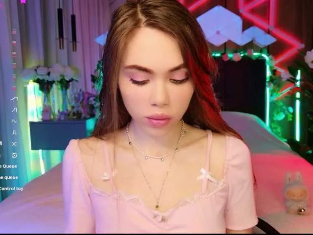 Freechat MimiForce on BongaCams