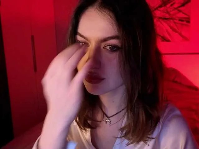 Offline MiraBelle on BongaCams