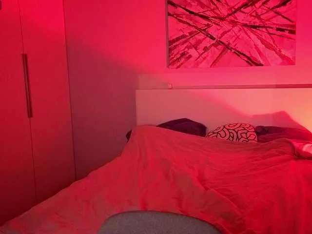 Offline MiraBelle on BongaCams