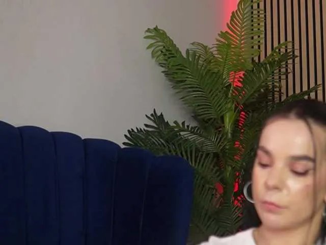 Freechat Miss-Denisse on BongaCams