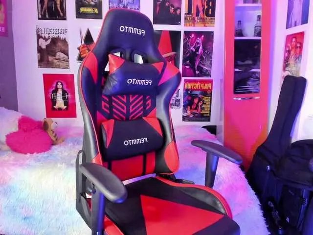 Freechat Mistresscrowley-666 on BongaCams