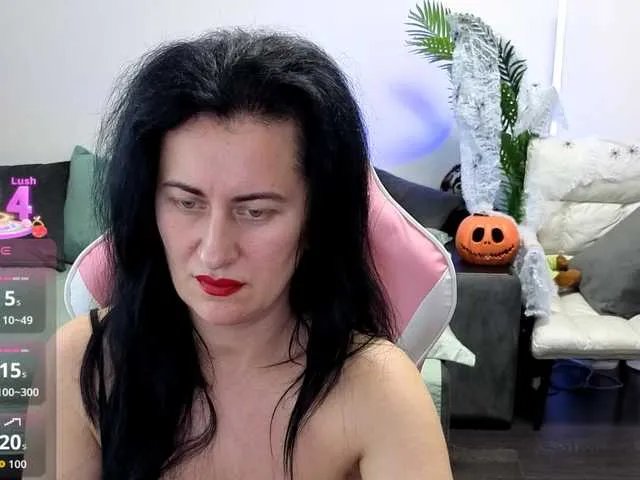 Offline monica-blackk on BongaCams