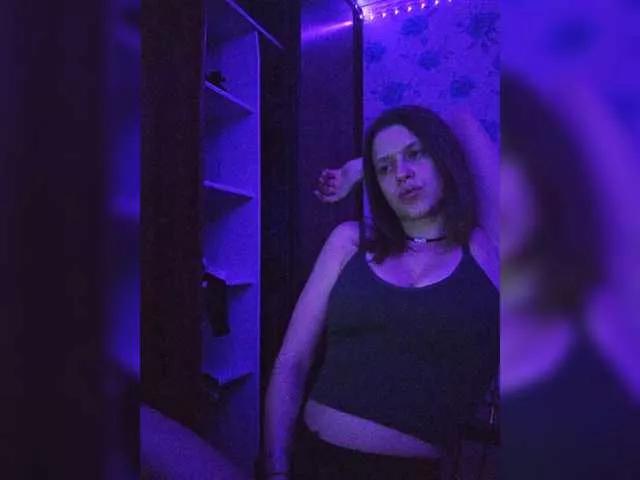 Offline MsEva927 on BongaCams