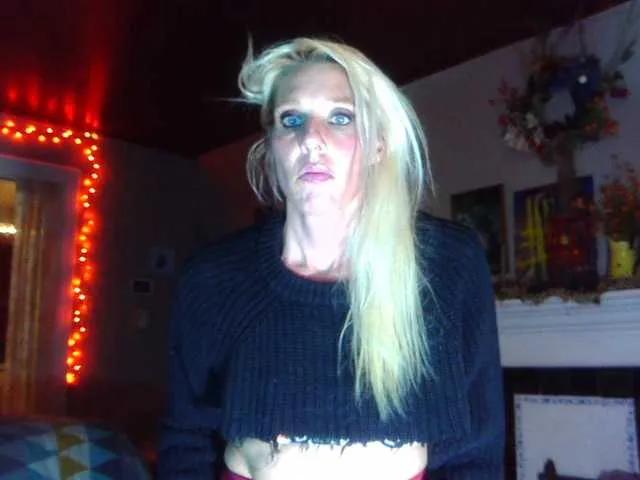 Offline mylfGlama on BongaCams