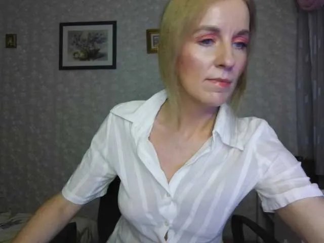Offline Nata85085 on BongaCams