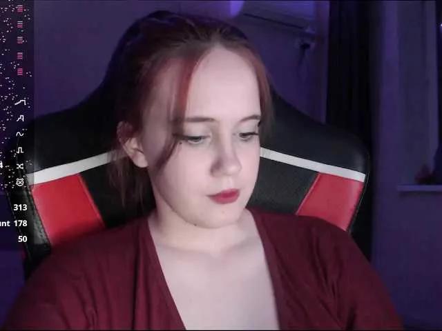 Offline Natsuki1 on BongaCams