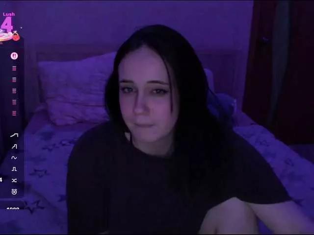 Offline Natsuki1 on BongaCams