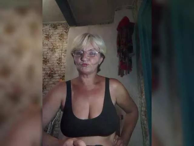 Offline NikaGold45 on BongaCams