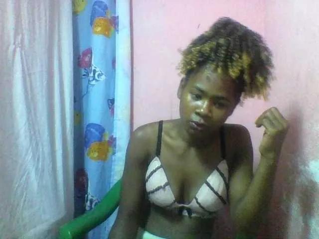 nomenen — Freechat on BongaCams