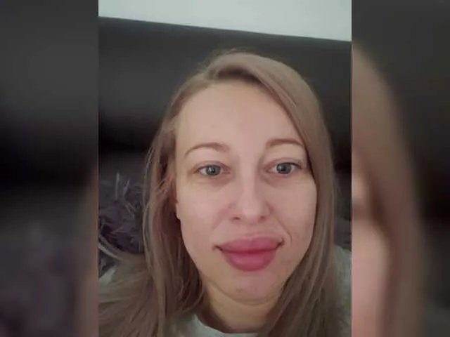 NyokoAnya11 — i am new , welcome in my room 