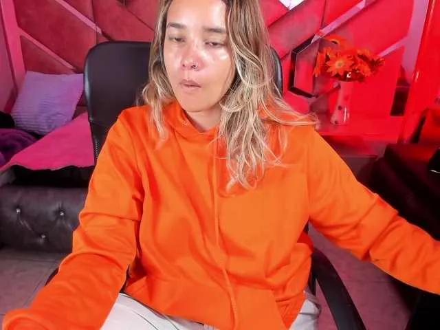 Offline OliviaFox on BongaCams