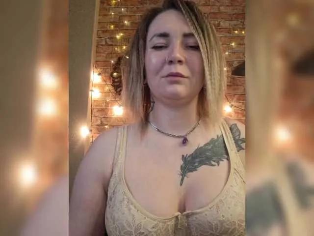 Offline Ozalin on BongaCams