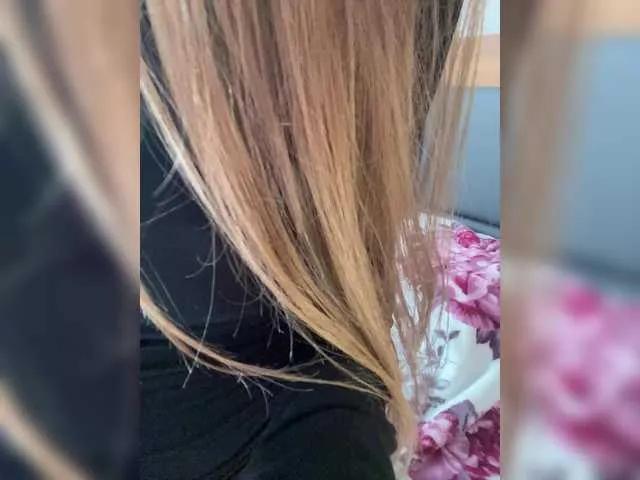 Offline PALMIIRA on BongaCams