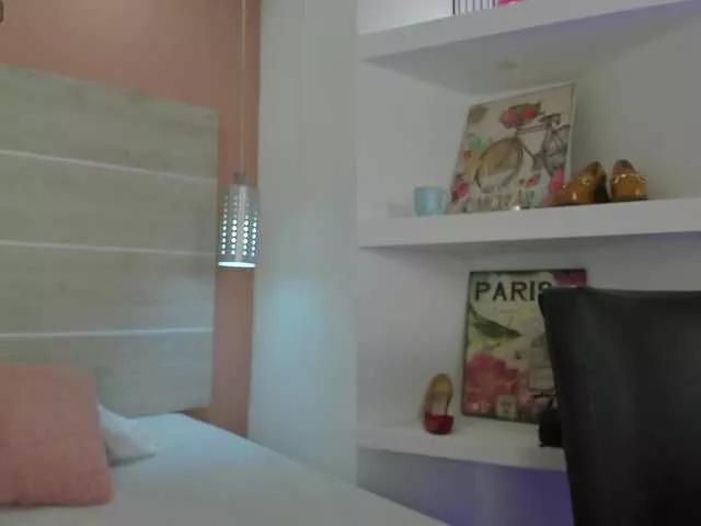 PamelaEvans on BongaCams