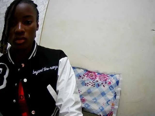 Offline petite-tasha on BongaCams