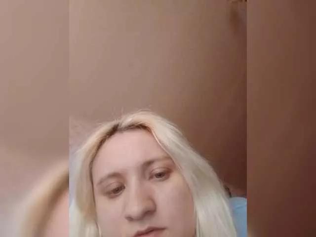 Offline poliking on BongaCams