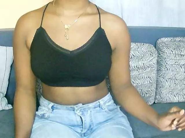 Offline Pounie2 on BongaCams