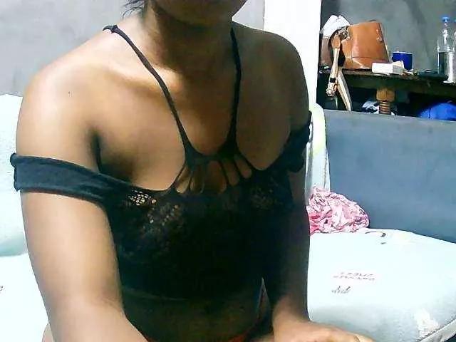 Offline Pounie2 on BongaCams