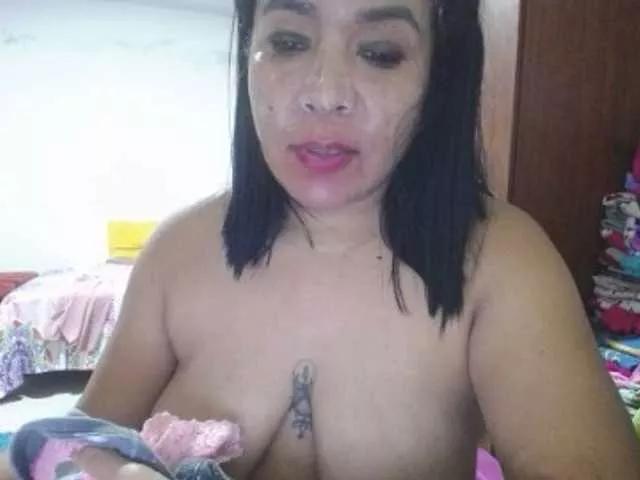 Offline pregnantsaraxxx on BongaCams