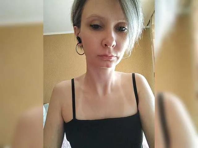 Offline prettyKris on BongaCams