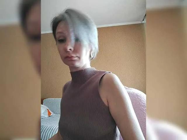 Offline prettyKris on BongaCams
