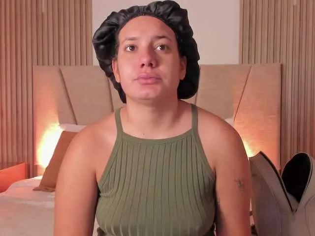 Offline RachellJamess on BongaCams