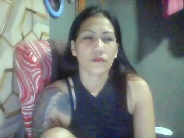 Rarra on BongaCams 
