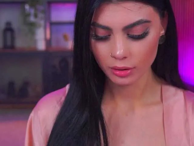 RavennaDArcy on BongaCams