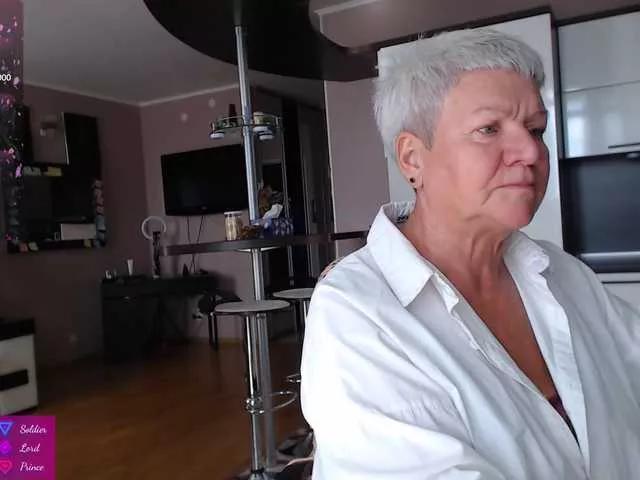 Freechat roxana-brooks on BongaCams