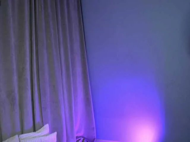 Offline SarahMystique on BongaCams