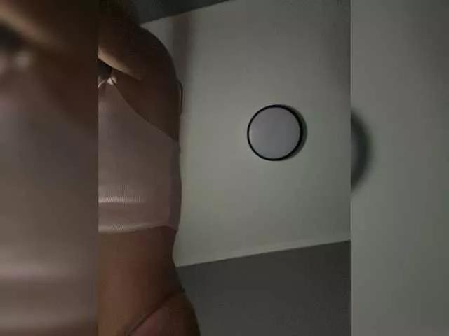 Offline SeLeNaa on BongaCams