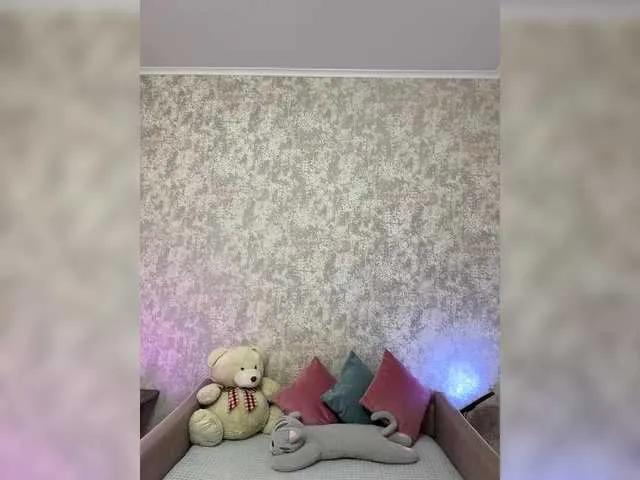 Offline SeXXyMagic on BongaCams