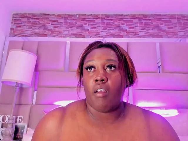 Offline ShaniaBrown on BongaCams