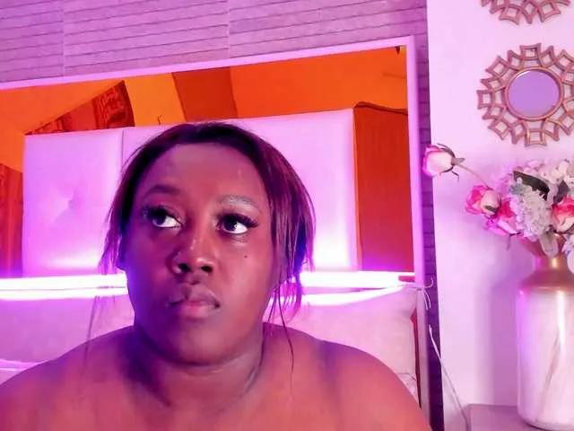 Offline ShaniaBrown on BongaCams