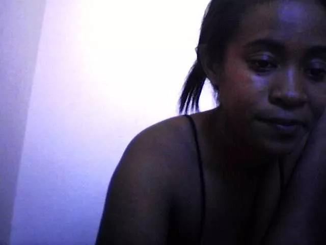 Offline silviaLaBombe on BongaCams