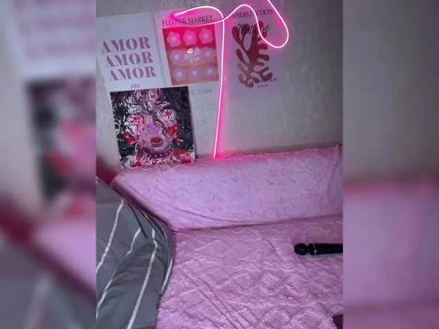 Freechat Silviyaa on BongaCams