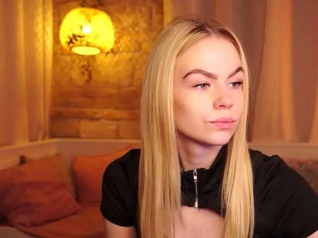 Freechat SnowwBarbie on BongaCams