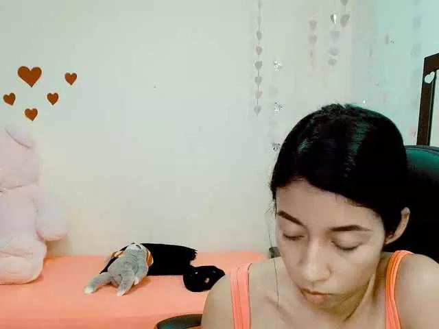 Offline sofilopez on BongaCams