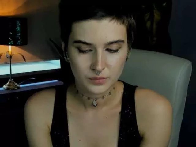 Offline soft-sarah on BongaCams