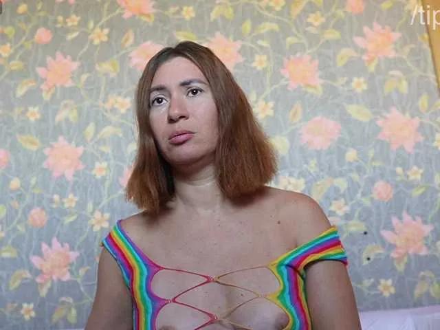 Offline SophieBush on BongaCams