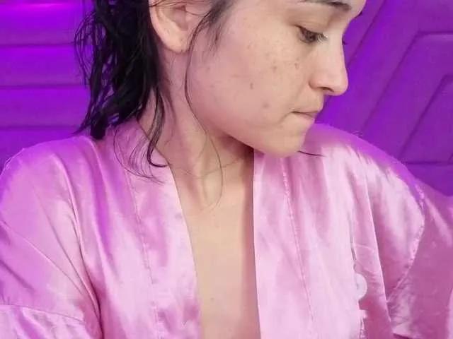 Offline SophieeJacobs on BongaCams