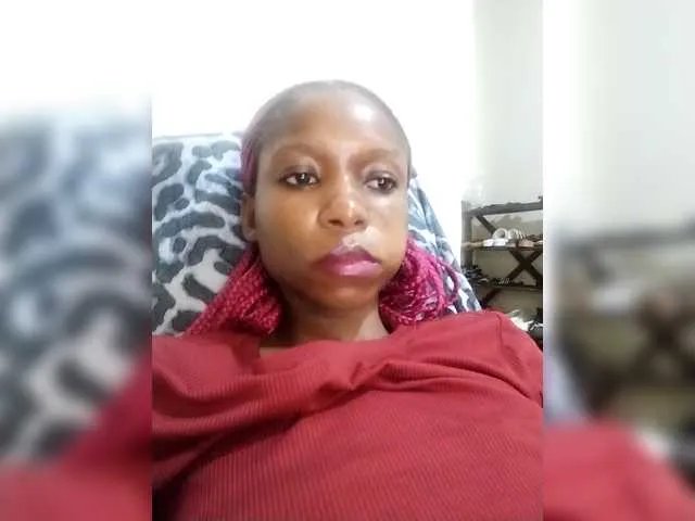 Freechat SPRINGCHICKEN96 on BongaCams