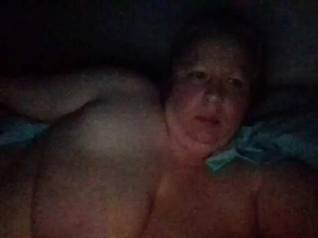 Offline starlight1983 on BongaCams