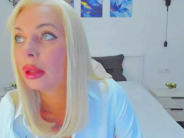 Offline Sunbeam on BongaCams