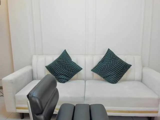 Offline SunnyRiversX on BongaCams