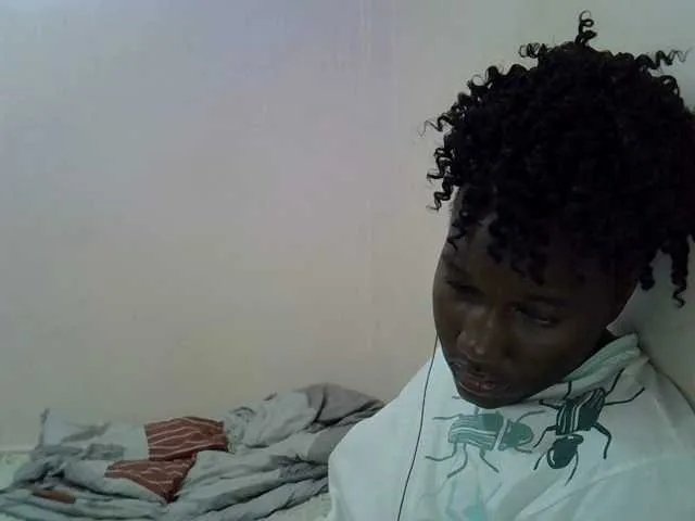 Offline sweet-saffron on BongaCams